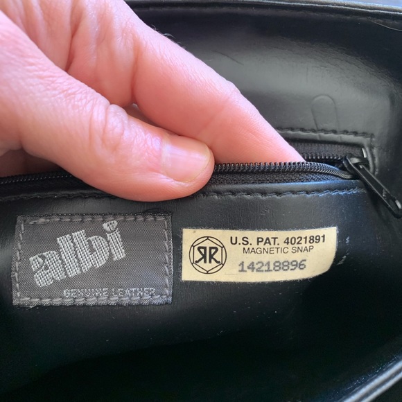 Vintage 80s Albi Gray Leather Crossbody Purse Crocodile Print - Picture 4 of 11